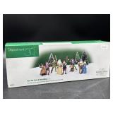 DICKENS VILLAGE- DEPT 56- FIGURE SET OF 5