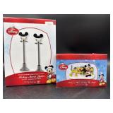 2PC- MICKEY STREET LIGHTS - MICKEY AND PLUTO