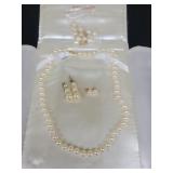 16" PEARL NECKLACE W/14K GOLD CLASP WITH