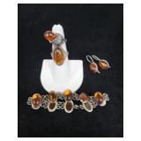 AMBER JEWELRY: BRACELET, 2 RINGS AND PAIR