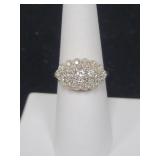 14K WHITE GOLD AND DIAMOND RING -