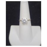 14K WHITE GOLD AND CZ RING - SIZE: 7 - 2.7 GR TW
