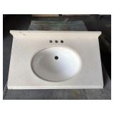 BATHROOM VANITY SINK AND COUTER TOP