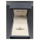 PLATINUM WEDDING BAND - SIZE 7 - 5.5 GRAMS