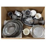 23 PC. SET OF WILTON DINNERWARE -