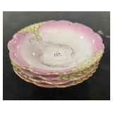 SET OF 4 PORCELAIN BERRY BOWLS