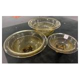 SET OF 3 FEDERAL GLASS 'GOLDEN GLOW' MIXING BOWLS-