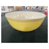 10 1/2' PYREX YELLOW MIXING BOWL