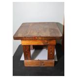 Rustic Table 23x21x19