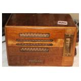1930S RCA 9X MIDGET RADIO