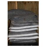 8 UHAUL PACKING BLANKETS