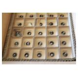 CASE OF 1D5GP RADIO TUBES