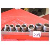 7 PC MACK 3/8 IN UNIVERSAL SOCKET SET 6PT
