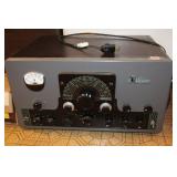 VIKING VALLIANT AMATEUR RADIO TRANSMITTER