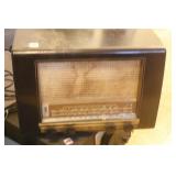 1950'S PHILIPS NON WORKING RADIO