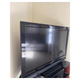 SONY BRAVIA 46 IN FLAT SCREEN TV W/SONY DVD