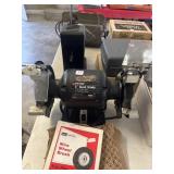 BLACK & DECKER 6 IN BENCH GRINDER