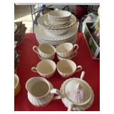 34 PC MYOTT SWIRL CHINA
