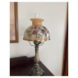 BRASS & GLASS HURRICAN STYLE W/FLOWERS