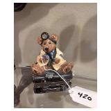 BOYDS BEARS LE BEARMOGUE DR. HARRISON GRIZ