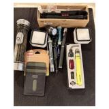 (7) FLASHLIGHT PENS