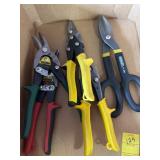 (5) SETS OF STANLEY TIN SNIPS (RIGHT & LEFT HAND)