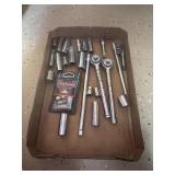 25PC CRAFTSMAN 3/8" RACKETS & SOCKETS & 4PC