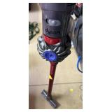 DYSON V7 ABSOLUTE VACUUM CLEANER - UNTESTED