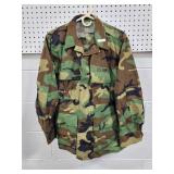 U.S. ARMY BDU CAMO SHIRT AND PANTS - MEDIUM -