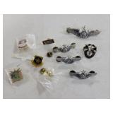 BAG OF ASSORTED PINBACKS