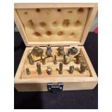 15PC PROFESSIONAL ROUTER BIT SET IN WOODEN BOX