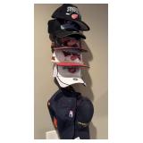 HAT RACK W/ 5 RED WINGS HATS, & 4 OTHER MISC HATS