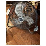 LASKO 22" FLOOR FAN