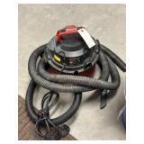 CRAFTSMAN 2.5 GALLON SHOP VAC