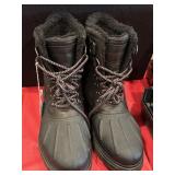 PAIR OF MENS SIZE 10.5 ROCKPORT WATERPROOF, INSULA