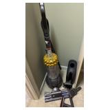 DYSON CINETIC BIG BALL VACUUM