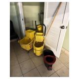 4 MOP BUCKETS