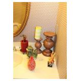 FIGURINES, SEASHELLS, CANDLEHOLDERS