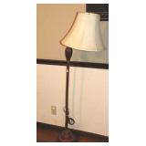 FLOOR LAMP