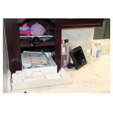 CONTENTS OF BATHROOM