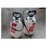 PAIR HAND SPRAYERS