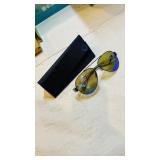 COSTA Del Mar Sunglasses with case
