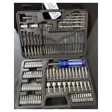 BLACK & DECKER BIT AND DRIVER SET W/VITAR