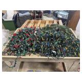 COLLECTION/ASSORTMENT OF HOLIDAY DECORATIONS