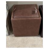 FAUX LEATHER STORAGE OTTOMAN W/REVERSABLE LID