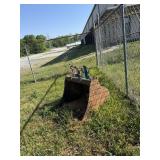 EXCAVATOR BUCKET