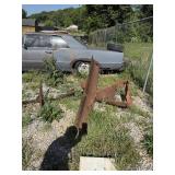 ASSORTMENT OF TRACTOR ATTACHMENTS