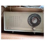 GE RADIO IN BOX