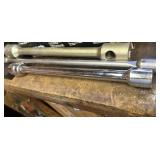 LUG WRENCH & 3/4" DRIVE EXTENSION