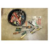 TWEEZERS, NUTDRIVERS, SCREWDRIVERS ETC